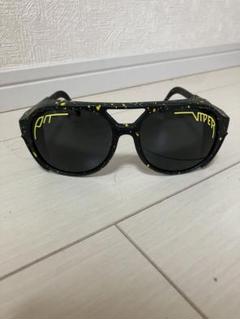 Pit Viper ピットバイパー　ティアドロップ　サングラス　黒黄　偏光のサムネイル
