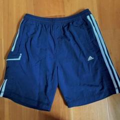adidas 水着　短パン150サイズ