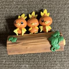 木の上で仲良くくつろぐ、ポケモンのフィギュア第2弾が10月31日
