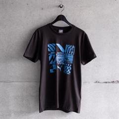 PUMA×FRONTALE DIVERCITY GRAPHIC TシャツMサイズのサムネイル