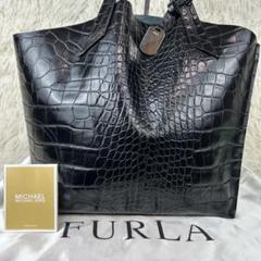 ✨美品 FURLA フルラ トートバッグ チャーム付 型押し 大きめ 黒 A4