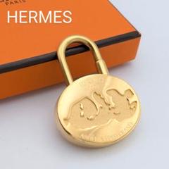 ❤お得なお品❤コード等プレゼント 地中海カデナ ゴールド エルメス 箱付き 2025年最新】エルメス カデナ 地中海の人気アイテム - メルカリ
