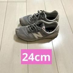 ニューバランス グレー スニーカー
