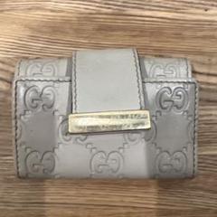 Gucci GGパターン キーケース グレー - メルカリ