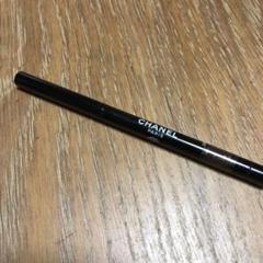 CHANELアイライナー
