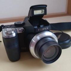 FUJIFILM FinePix S8100fdデジタル一眼レフカメラ美品清掃済 FUJIFILM FinePix S8100fdデジタル一眼レフカメラ美品清掃済