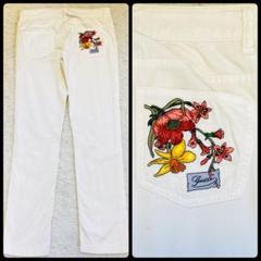GUCCI ジャージパンツ　花柄刺繍 GUCCI（その他）のフリマアイテム一覧