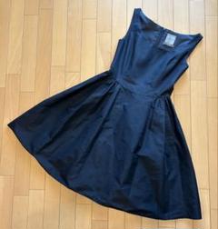 輝く高品質な LIN DAISY 極美品❣️FOXEY シルク ブラック フレアワンピース ワンピース
