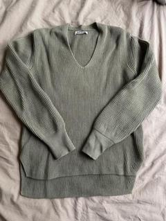 AURALEE /オーラリー Vネックリブニット 美品✨のサムネイル