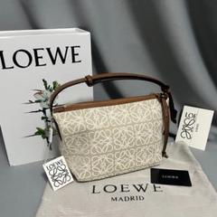 LOEWE ロゴ入り クラッチバッグ