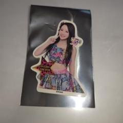 AKB48 花田愛衣 サイン入りタペストリー AKB48、20周年イヤー第1弾で“史上初の研究生センター”誕生