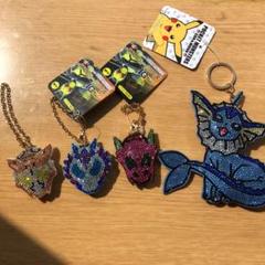 仮面ライダーゼロワンキーホルダーとポケモンキーホルダー値下げ