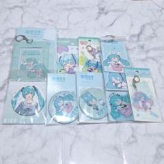 【即購入◎】初音ミク　シナモロール　シナミク　Avail　缶バッジ　アクスタ