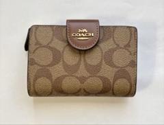 COACH ベージュ 二つ折り財布 新品未使用 福袋 COACH ベージュ 二つ折り財布 保存袋付き - メルカリ