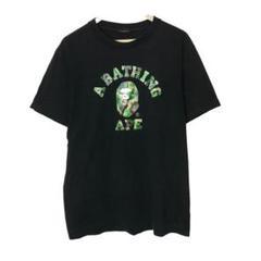 アベイシングエイプ　半袖Tシャツ　フロントプリントロゴ　ロゴカモ柄　クルーネック