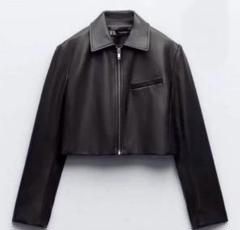 ZARA クロップドレザージャケット　ブラック フェイクレザー クロップド ライダースジャケット - ブラック