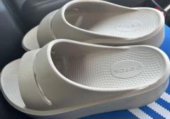 OOFOS ウーフォス　ウーメガ　厚底　サンダル