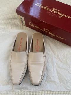 2025年最新】salvatore ferragamo サンダルの人気アイテム
