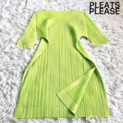 美品✨PLEATSPLEASE 半袖　カットソー　グレー　ボタン　襟 美品✨PLEATSPLEASE 半袖 カットソー グレー ボタン 襟 PLEATS