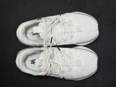 Nike MOTIVA スニーカー　ホワイト　23.0