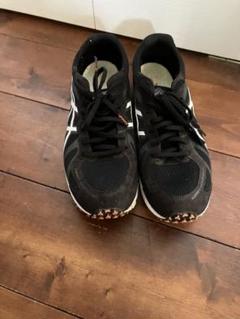 ASICS ブラック ランニングシューズ