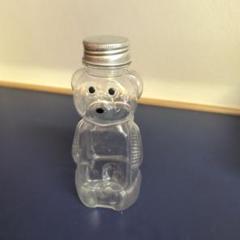 クマ型透明プラスチックボトル