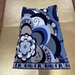 新品未使用　EMLIO PUCCI  膝丈スカート　size 34 新品未使用EMLIO PUCCI 膝丈スカートsize 34
