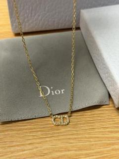 Dior ゴールド ネックレス ロゴモチーフ