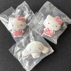 ふわふわ フロッキードール サンリオ ハローキティ シナモロール ガチャガチャ