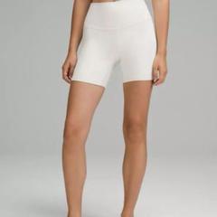 Lululemon Align アラインショーツ 6”Bone サイズ6