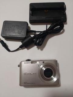 ✨動作確認済み！✨CASIO EX-Z1000 充電器付き！ DC73 EX-Z1080 EX-Z1050 EX-Z1000 EX-Z850 Z30等対応USB充電器