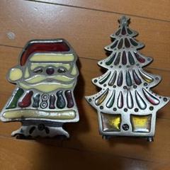 サンタクロースとクリスマスツリーキャンドルホルダーセット
