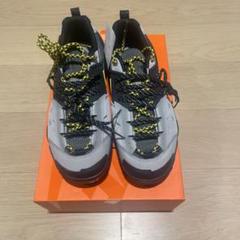 sacai × Nike Zegamadome "Matte Silver"