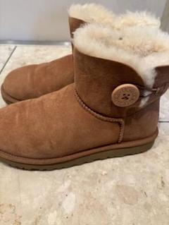 2025年最新】UGG ミニベイリーの人気アイテム - メルカリ