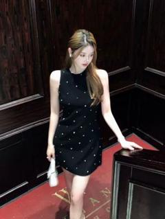 ミニワンピース♡春夏向け　背中可愛いデザイン　お出かけにも最適！