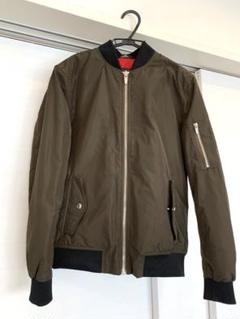 2025年最新】ZARA MA-1・フライトジャケットの人気アイテム