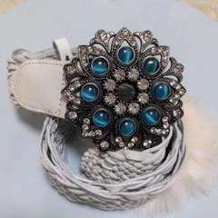 (美品）ビジューバックルのホワイトベルト✡キラキラベルト