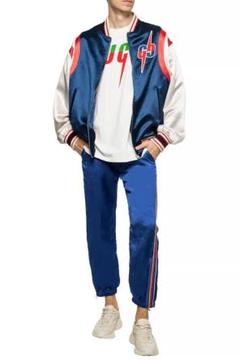 新品未使用】19AW GUCCI インターロッキング トラックパンツ - メルカリ 人気アイテムをお得に 【タグあり新品未使用】19AW GUCCI トラックパンツ インターロッキング その他