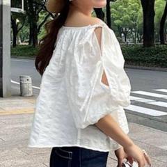 Sheller 可愛すぎるシェリエオフショルエアリーシフォントップス