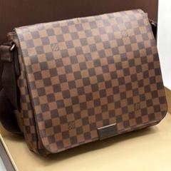 美品 ルイヴィトン 保存箱 ダミエ ディストリクトMM ワンショルダー 斜め掛け