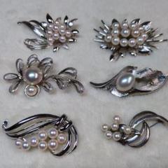 極美品✨MIKIMOTO ミキモト パール　ブローチ　コサージュ　シルバー MIKIMOTO - ミキモト ブローチ パール 真珠 5.8-6.4mm シルバー