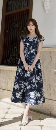 未使用タグ付‼️ Secret Garden Midi Dress navy M