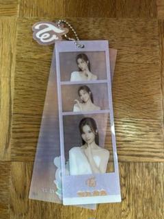twice 1番くじA賞モモ、サナ、ジヒョ＋ジョンヨンキーホルダー