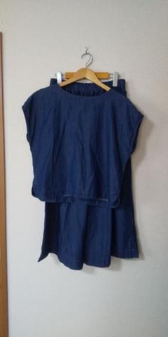 URBAN RESEARCH セットアップ柔らかい生地です。