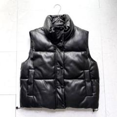 ZARA フェイクレザー ショート パフベスト 1742261894.jpg?1669975419