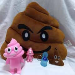 ウンコ うんち　ぬいぐるみ　クッション　フィギュア　ソフビ人形　キーホルダー５点