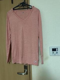 UNDER ARMOUR L ピンク Vネック 長袖トップス