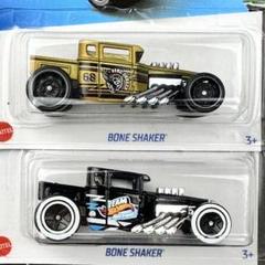 ホットウィール　ミニカー　アメリカ版　ボーンシェイカー　2台セット