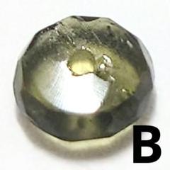 ☆モルダバイト 大粒ボタンビーズ 8-9×3ミリ前後P(鑑別コピー付)