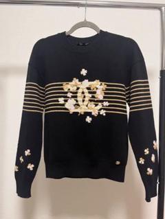 CHANEL 花柄刺繍入り長袖ニット